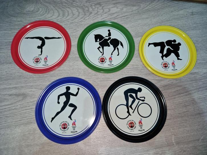 5 ijzeren onderzetters van Coca-Cola J.O. 1996, Verzamelen, Merken en Reclamevoorwerpen, Nieuw, Overige typen, Ophalen of Verzenden