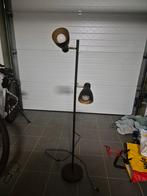 Lampe Staill, Enlèvement