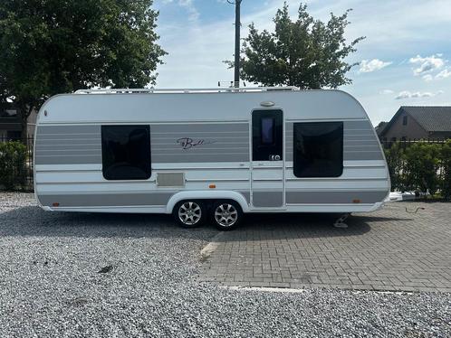 Tabbert Bellini luxe uitvoering, Caravans en Kamperen, Caravans, Bedrijf, Tabbert, Vast bed, Airco, Ophalen
