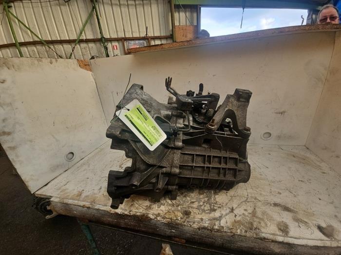 Versnellingsbak van een Volvo S40, Auto-onderdelen, Transmissie en Toebehoren, Volvo, Gebruikt, 3 maanden garantie, Ophalen of Verzenden