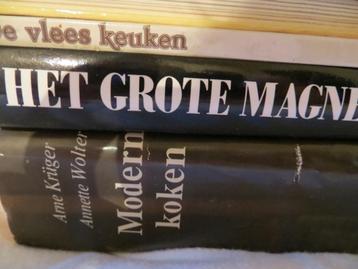 2 dikke kookboeken - NL - voor goed doel beschikbaar voor biedingen