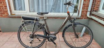 Trek elektrische fiets bosch motor goed staat  beschikbaar voor biedingen