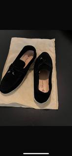 Loro piana, Ophalen