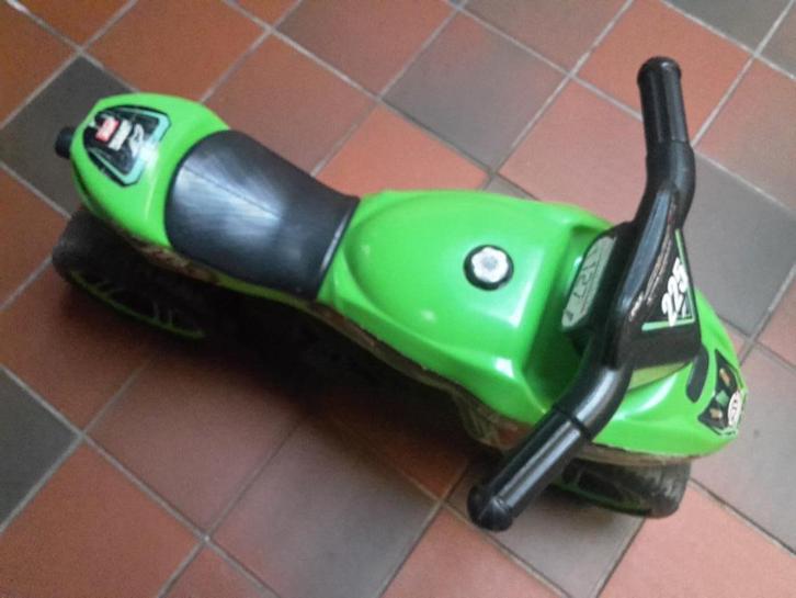 Speelgoed loopmotor voor kindjes van ongeveer 1,5 tot 3 jaar, Kinderen en Baby's, Speelgoed | Buiten | Voertuigen en Loopfietsen