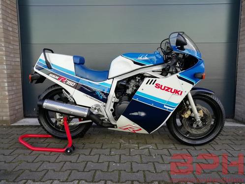 Suzuki  GSX-R750 1985 GSX-R 750 GSXR750 GSXR oliekoeler klas, Motoren, Motoren | Suzuki, Bedrijf, Super Sport