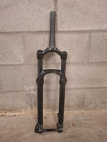 MTB voorvork Rockshox Judy silver 120mm boost steekas 29er beschikbaar voor biedingen