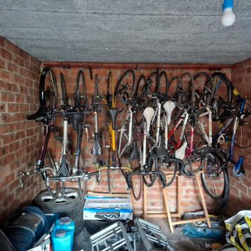 Partij  korsfiets / damefits/ herenfiets  beschikbaar voor biedingen
