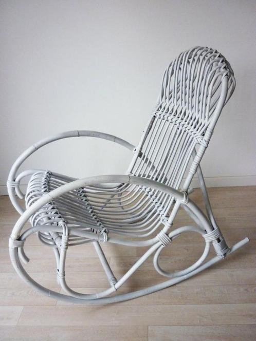 Rotan schommelstoel, Antiek en Kunst, Antiek | Meubels | Stoelen en Sofa's, Ophalen