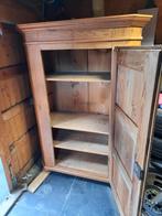 Belle armoire ancienne/vintage en bois de pin, Antiquités & Art, Enlèvement ou Envoi