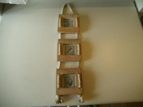 Drievoudig vierkant fotolijstje, Huis en Inrichting, Woonaccessoires | Lijsten, Gebruikt, Minder dan 50 cm, Minder dan 50 cm, Hout
