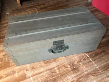 Malle cantine en bois et métal - longueur 67 cm - WW2 beschikbaar voor biedingen