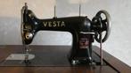 Ancienne machine à coudre VESTA et accessoires, Autres marques, Machine à coudre, Enlèvement, Utilisé