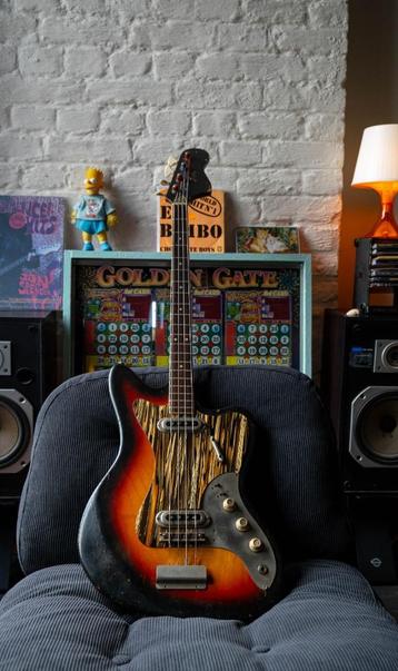 Basse - Framus Strato Deluxe 1964, Musique & Instruments, Enlèvement ou Envoi, Utilisé, Électrique