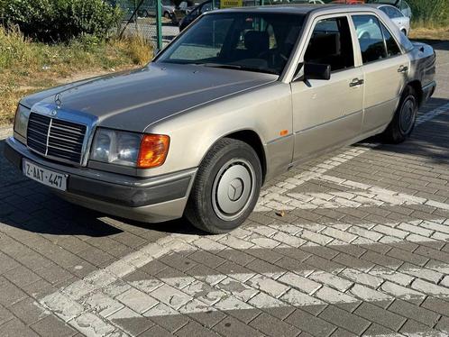 1990 Mercedes-Benz 300D Oldtimer, Auto's, Mercedes-Benz, Bedrijf, 300-Serie, Overige brandstoffen, Overige carrosserie, Automaat