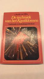 De techniek van het Kantklossen – Annelie van Olffen, Ophalen of Verzenden, Zo goed als nieuw