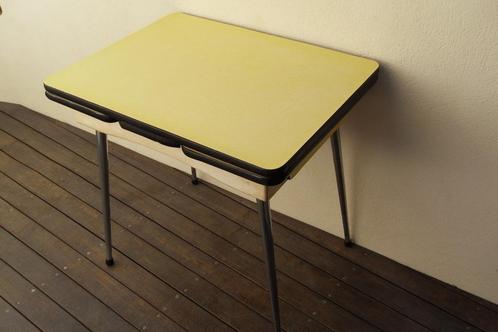 TABLE en FORMICA 80x60cm H76cm/140 x60cm, Maison & Meubles, Tables | Tables à manger, Enlèvement ou Envoi