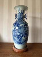 Grote Chinese vaas in blauw-wit porselein, Ophalen