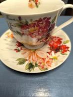 2 nieuwe porseleinen tassen met ondertassen, Enlèvement ou Envoi, Porcelaine