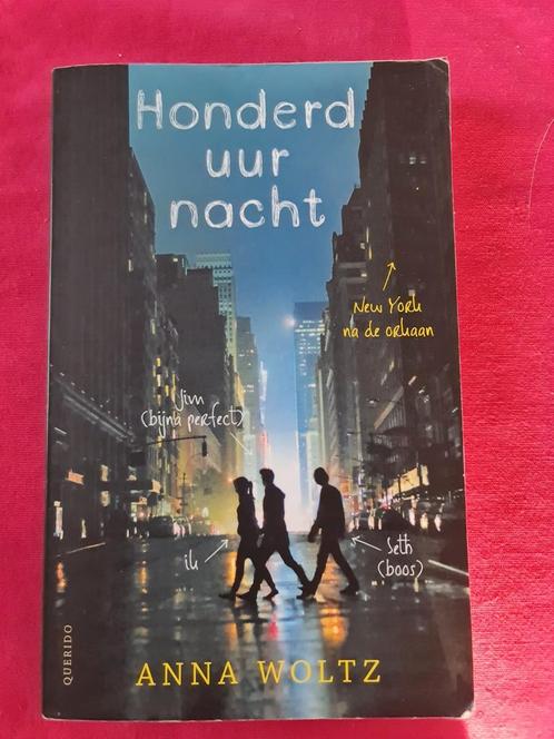 Boek : honderd uur nacht / Anna Woltz, Boeken, Kinderboeken | Jeugd | 13 jaar en ouder, Zo goed als nieuw, Ophalen of Verzenden
