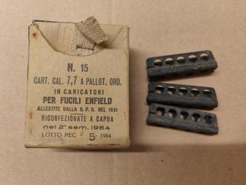 Boite vide de cart. 303 fabrication italienne + 3 clips