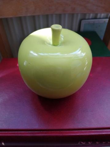 Pomme de taille normale 