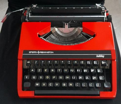 Remington rode typemachine - uitstekende staat + koffer, Diversen, Typemachines, Zo goed als nieuw, Ophalen of Verzenden