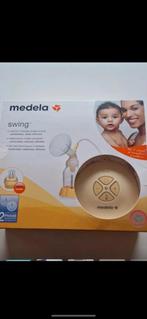 Tire lait électrique Medela swing 2 phases, Enfants & Bébés, Comme neuf, Enlèvement ou Envoi
