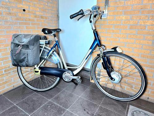 Electrisch fiets gazelle met zeer goed batterij, Fietsen en Brommers, Elektrische fietsen, Zo goed als nieuw, Gazelle, Ophalen