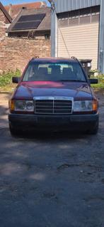 Mercedes-Benz E300 Essence ️, Auto's, Mercedes-Benz, Bedrijf, Handgeschakeld, E-Klasse, Te koop