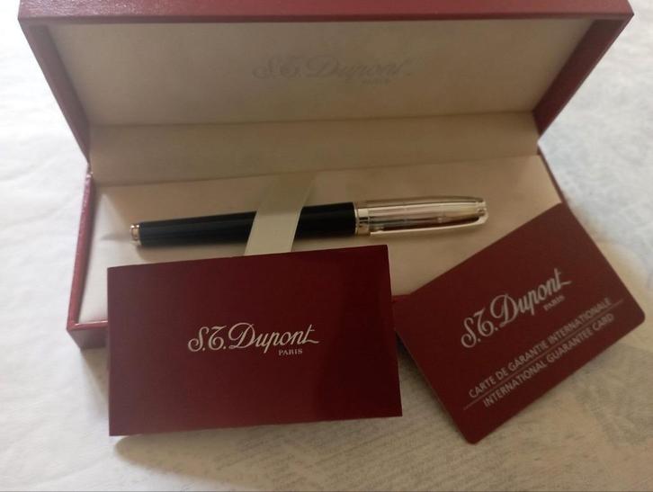 569) S.T. Dupont, Verzamelen, Pennenverzamelingen, Zo goed als nieuw, Balpen, Met doosje, Met reclame, Ophalen of Verzenden