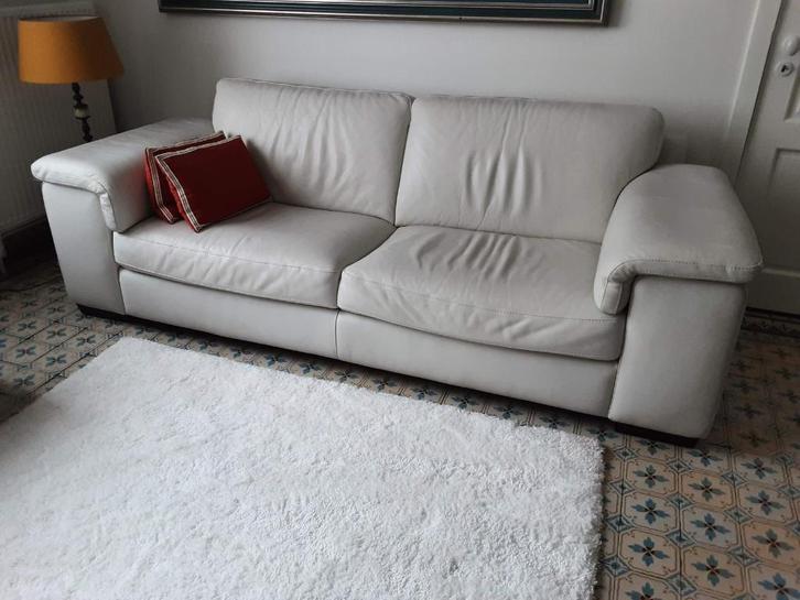 Natuzzi zetel 3 zit wit leder, Huis en Inrichting, Zetels | Zetels, Gebruikt, Rechte bank, Driepersoons, 200 tot 250 cm, 75 tot 100 cm
