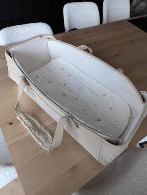 Voksi Carry Me draagbaar babynestje, Kinderen en Baby's, Overige Kinderen en Baby's, Zo goed als nieuw, Ophalen