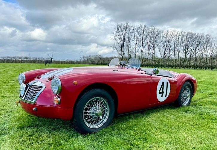 MG A type "Le Mans" lookalike - 1960, Auto's, Oldtimers, Bedrijf, Te koop, MG, Benzine, Coupé, 2 deurs, Handgeschakeld, Rood, Zwart