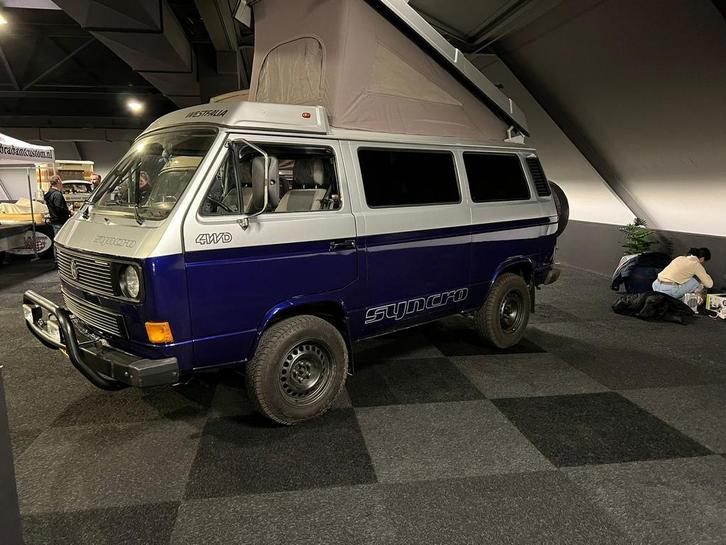 te koop volkswagen t3 syncro 4x4 camper 6 pers op kenteken, Caravans en Kamperen, Mobilhomes, Particulier, Volkswagen, Koelkast