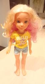 Leuke modepop met kleurrijk haar, Ophalen of Verzenden, Zo goed als nieuw, Overige typen