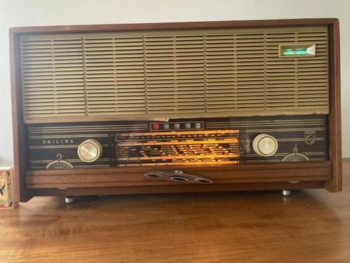Vintage Philips houten tafelradio B3W22A/99 ouderwetse radio, Audio, Tv en Foto, Radio's, Zo goed als nieuw, Radio, Ophalen of Verzenden