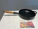Poêle New Le Creuset 24 cm noir mat, Neuf, Enlèvement ou Envoi, Poêle à frire ou Sauteuse, Plaque céramique