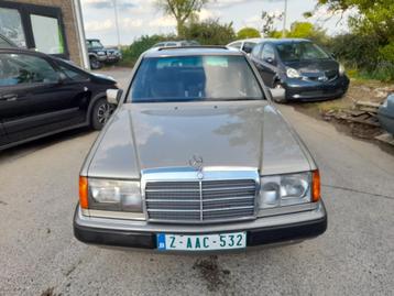 ANCETRE MERCEDES E300 DIESEL 1YEAR GARANTIE/ LEZ OK 2050