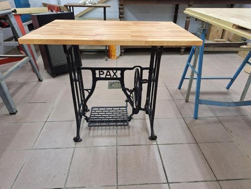 Bistrotafel, Huis en Inrichting, Tafels | Bijzettafels, Zo goed als nieuw, Rechthoekig, 60 cm of meer, 75 cm of meer, Overige materialen