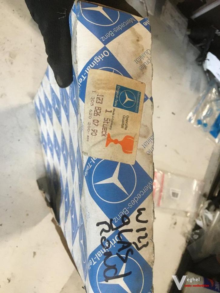 Mercedes W123 Koplampglas rond Nieuw, Auto-onderdelen, Verlichting, Gebruikt, Ophalen of Verzenden