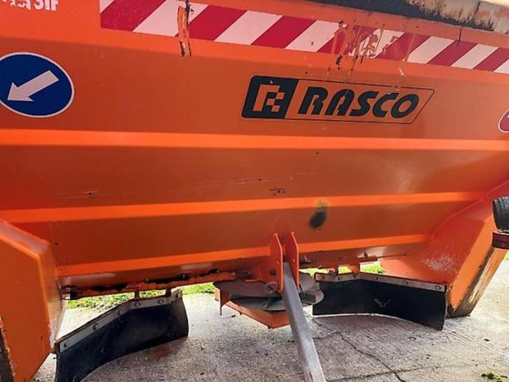 Saleuse auto chargeuse portée, Articles professionnels, Articles professionnels Autre, Enlèvement