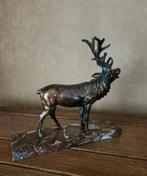 Bronzen hert op sokkel in marmer, Antiek en Kunst, Ophalen