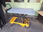 Hoog-Laag heftafel met voetpomp, Doe-het-zelf en Bouw, Gereedschap | Overige machines, Ophalen, Gebruikt