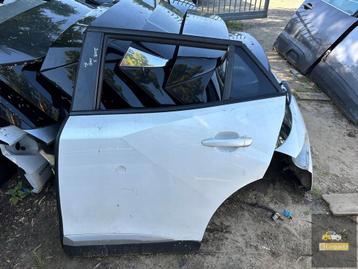 Peugeot 2008 II linkerachterdeur beschikbaar voor biedingen