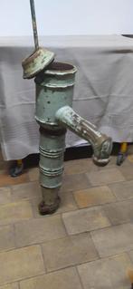 Waterpomp, uit gietijzer met 2 ophanghaken., Tuin en Terras, Ophalen, Gebruikt