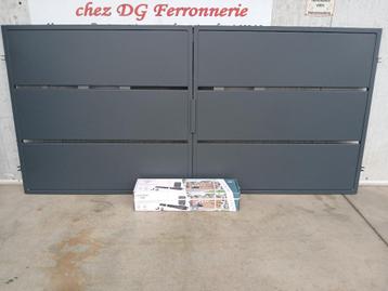 Draaipoort met bamboe balustrade, Ophalen, Staal, Nieuw, 150 tot 200 cm