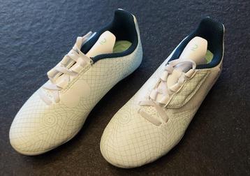 Kipsta voetbalschoenen maat 30 beschikbaar voor biedingen