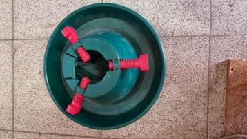 Kerstboomstandaard  beschikbaar voor biedingen