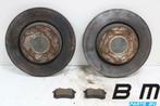 Set remschijven + blokken voorzijde VW Golf 6 1K0615301AK, Auto-onderdelen, Gebruikt