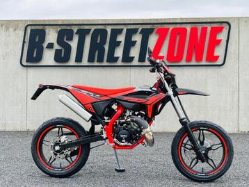DIRECT LEVERBAAR! Beta Motard RR 2T 50 Sport 2025 beschikbaar voor biedingen